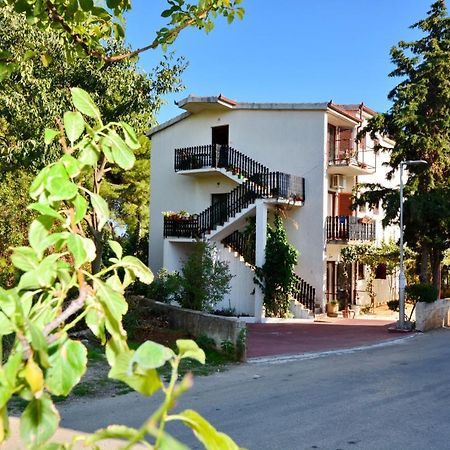 Apartmani Irena Ciovo Trogir Buitenkant foto